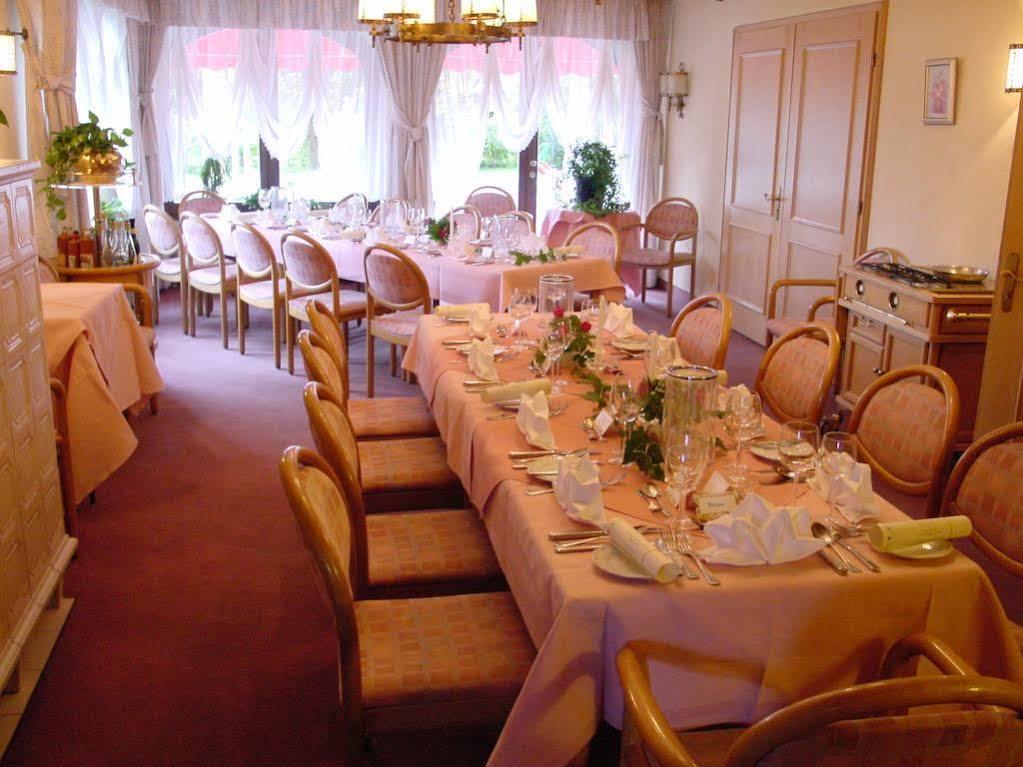 Seehotel Hintere Hohe Мюнхберг Экстерьер фото